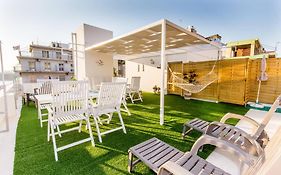 Neoclassical Flat With 2 Bedrooms In Piraeus